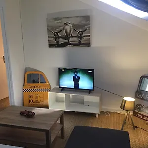 https://hugo-4-d.hotels-rhonealpes.com